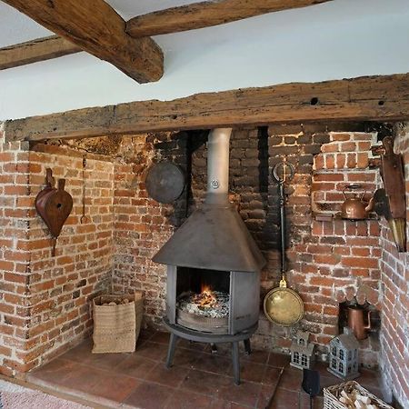 Villa Local Walks Pub Gardens Pet Friendly Landscaped Gardens And Free Private Parking Doddington  Exterior foto