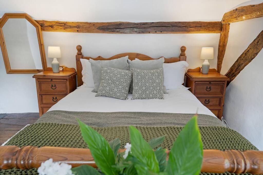 Villa Local Walks Pub Gardens Pet Friendly Landscaped Gardens And Free Private Parking Doddington  Exterior foto