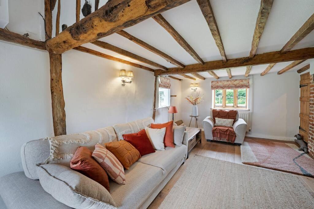 Villa Local Walks Pub Gardens Pet Friendly Landscaped Gardens And Free Private Parking Doddington  Exterior foto